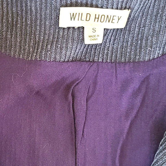 Crop Fitted Corduroy Light Jacket - Picture 3 of 3